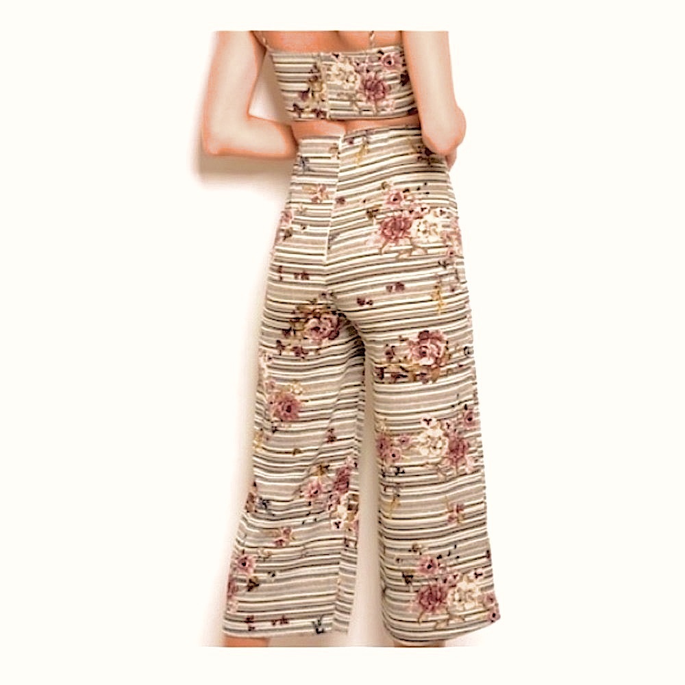 #1315 Two Piece Floral Bra Top Capri Outfit Set - Picture 9 of 17